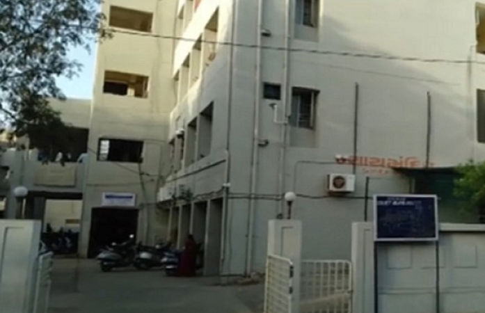 ભુજ કોર્ટનો માનવીય અભિગમ: માનસિક બીમાર પાકિસ્તાની નાગરિકને ટ્રાયલ વિના વતન પરત મોકલવા આદેશ 1 - image