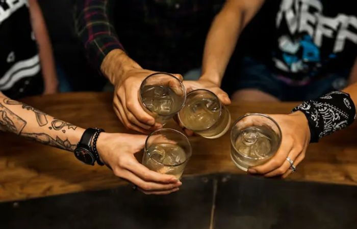 Four arrested from booze party in Vastrapur’s NRI Towers