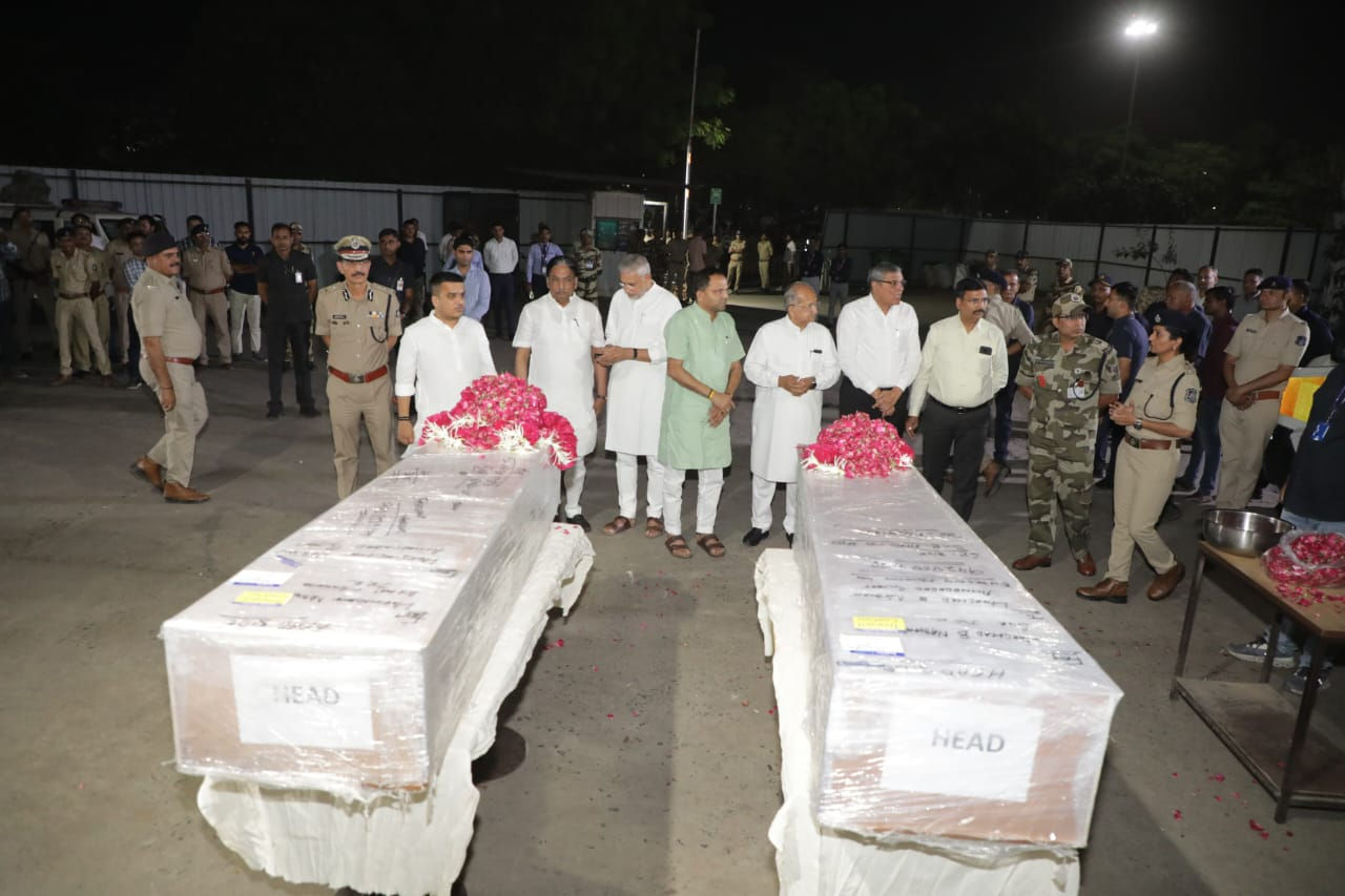 Mortal remains of Pahalgam attack victims from Bhavnagar arrive in Ahmedabad