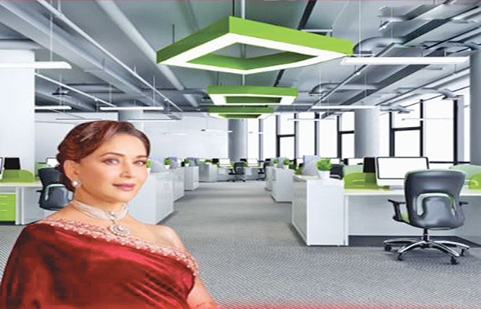 માધુરી દીક્ષિતે લોઅર પરેલમાં 731 સ્કે. ફૂટની ઓફિસ ભાડા પર લીધી 1 - image