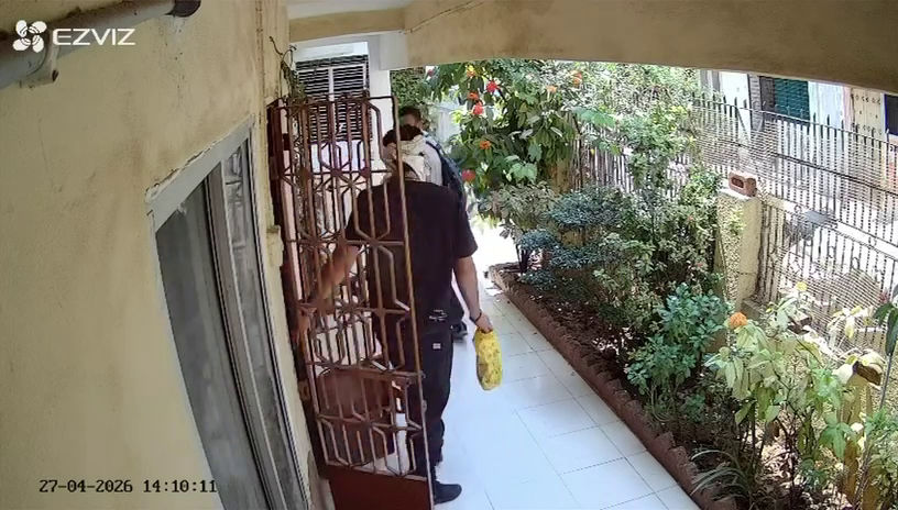 વડોદરા: તમે મતદાન કર્યું કે નહીં? તેમ કહી વૃદ્ધ દંપતીને બંધક બનાવી લાખોની લૂંટ 3 - image