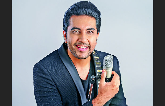 પાર્થ ઓઝા: મલ્ટિ-ટાસ્કિંગનો મંત્ર                      . 1 - image