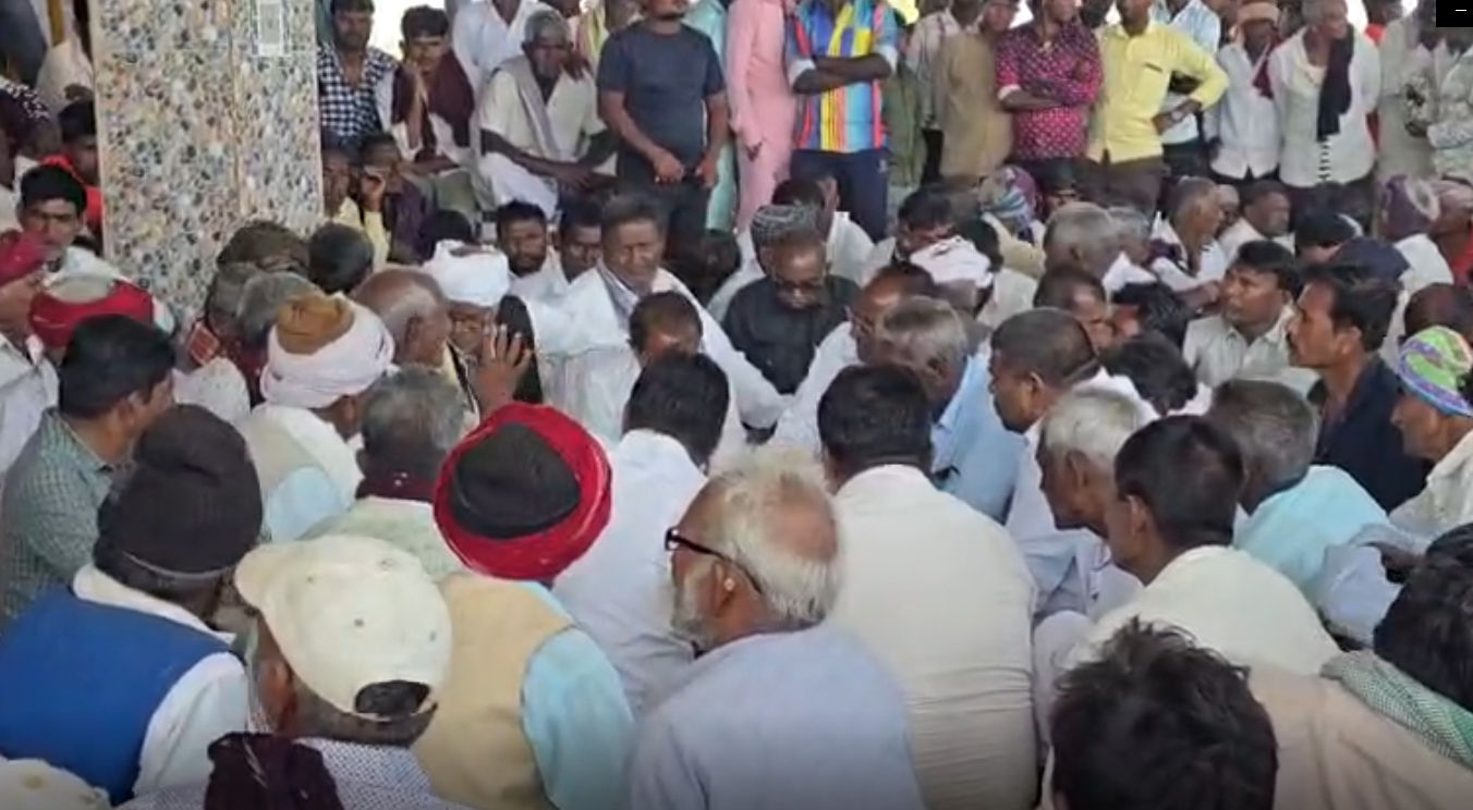 નળસરોવરમાં માછીમારી પર પ્રતિબંધ, આજીવિકા છીનવાઈ હોવાના દાવા સાથે 12 ગામના માછીમારોનો વિરોધ 2 - image