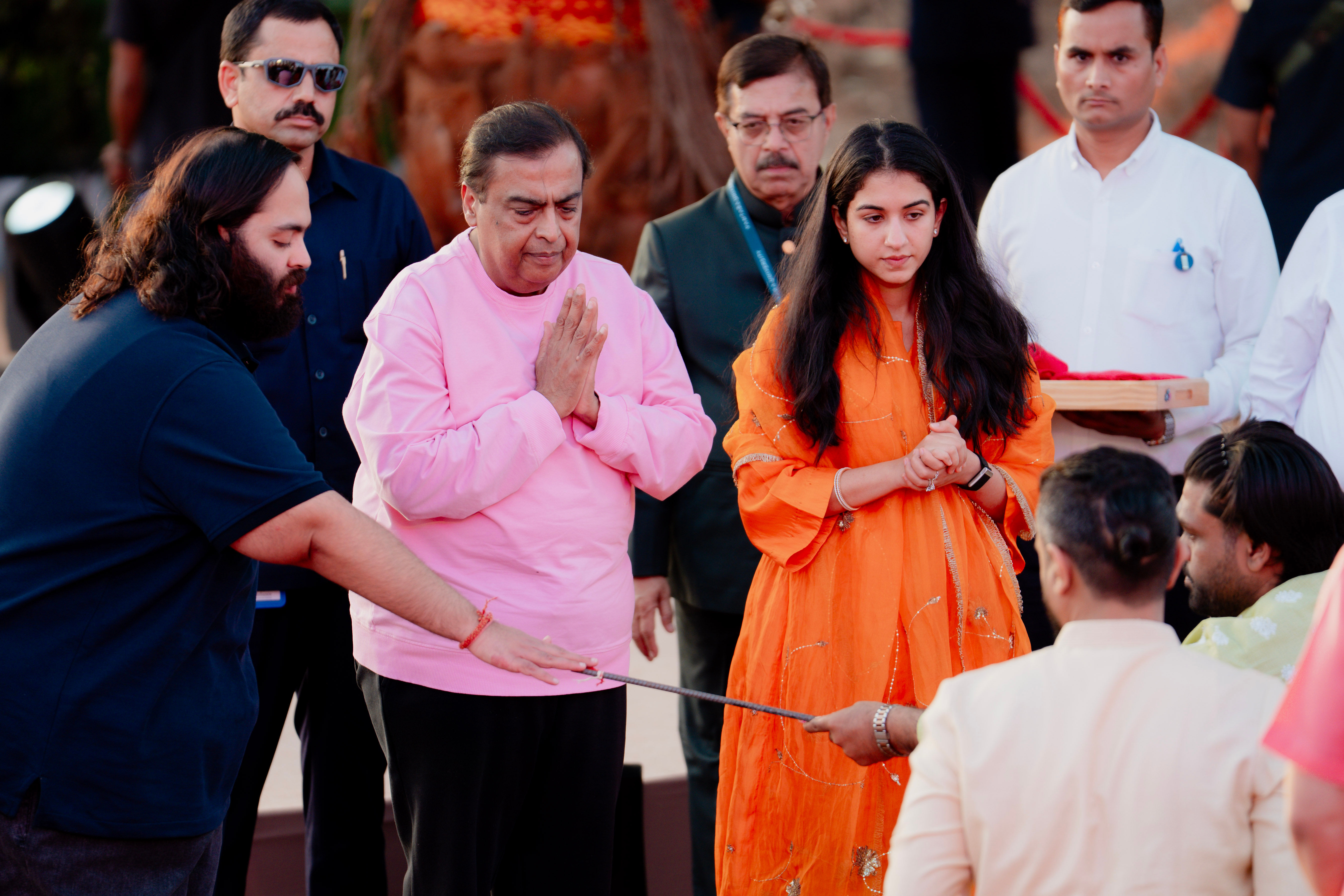 જામનગરમાં અનંત અંબાણીએ વન્યજીવ અને પશુચિકિત્સા વિજ્ઞાન માટે વિશ્વની પ્રથમ 'વનતારા યુનિવર્સિટી' લોન્ચ કરી 3 - image