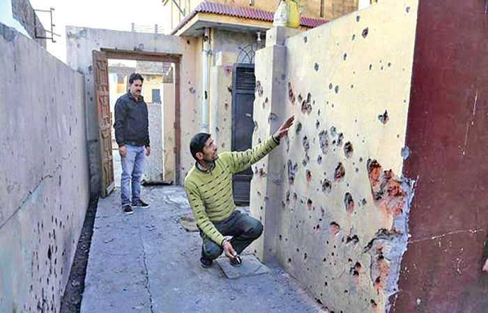 છત પર ડ્રોન, ઘર પર ગોળીઓની વર્ષા . 1 - image