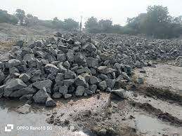 ક્વોરીઓમાં ખાણકામ પ્રવૃત્તિ બંધ થતા ગ્રીટના ભાવમાં ૩૦ ટકા વધારો કરાયો 1 - image