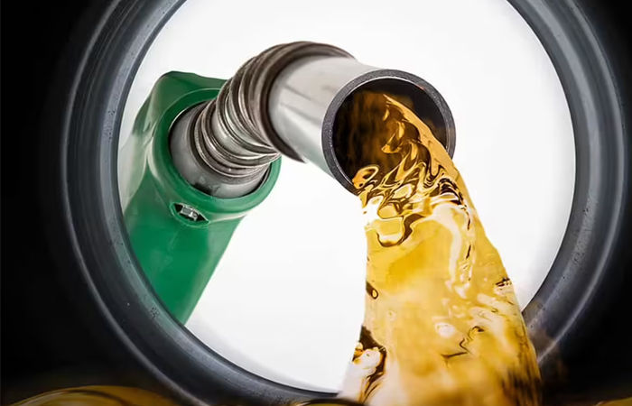 દેશમાં ઇન્ડસ્ટ્રીયલ ડીઝલનો ભાવ 28ના વધારા સાથે રૂ.137ને પાર 1 - image