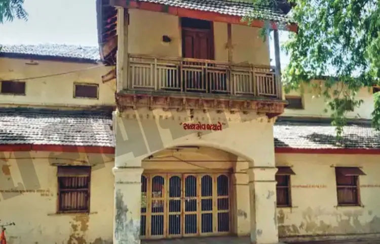 Godhra’s Gandhi Ashram in dire need for revamp a forgotten historical site in run down state