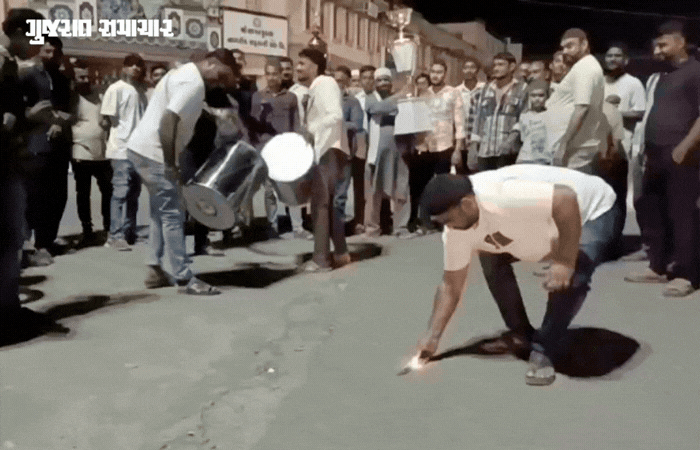 VIDEO | ટીમ ઈન્ડિયા ચેમ્પિયન બનતા ગુજરાતભરમાં ખુશીનો માહોલ, ફટાકડા ફોડીને કર્યું સેલિબ્રેશન 5 - image