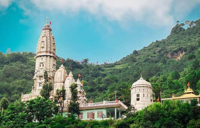 Mahashivratri 2026: એશિયાનું સૌથી ઊંચું શિવ મંદિર, ભોલેનાથ પણ વાદળો વચ્ચે બિરાજમાન... 1 - image