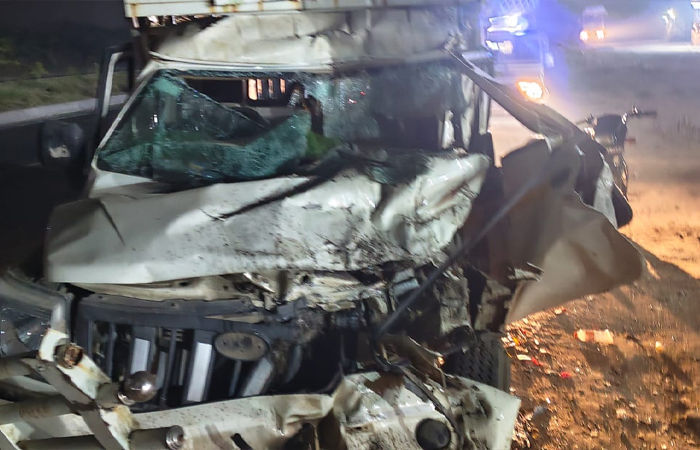 Pickup van ploughs into truck on Bavla–Bagodra Highway, 4 dead, 2 injured