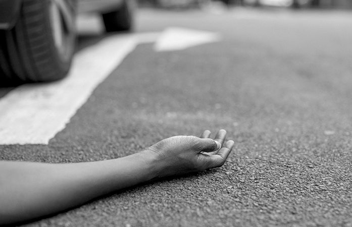 Couple killed in Tapi district of Gujarat as tempo crashes into parked truck 