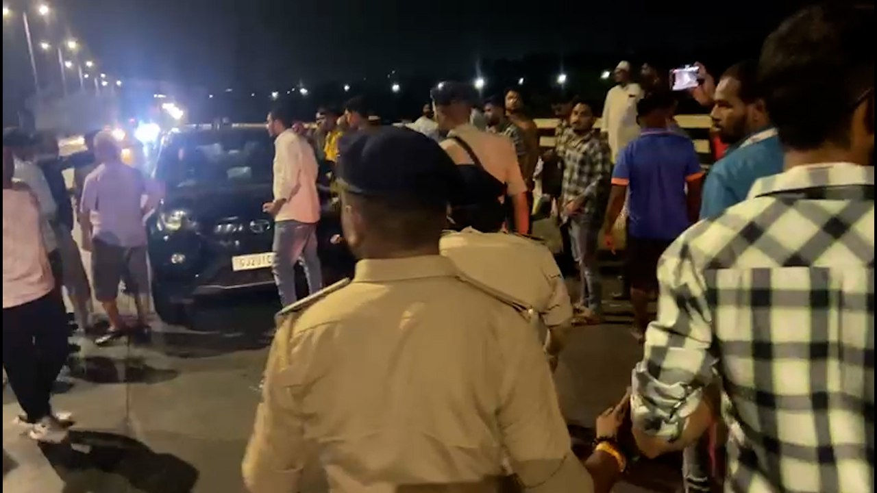 અકોટા બ્રિજ પર યુવકનું મોત નીપજાવનાર કાર ચાલક કલ્પ અને સૃષ્ટિની કારમાં ગાંજો હતોઃFSL નો રિપોર્ટ આવતાં ગુનો 1 - image