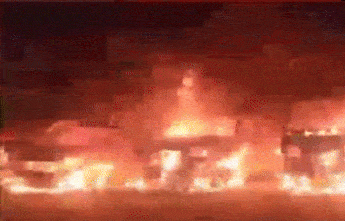 નવા વર્ષની ઉજવણી વચ્ચે મહારાષ્ટ્રમાં બબાલ, જલગાવમાં બે જૂથ વચ્ચે પથ્થરમારો, વાહનોને આગચંપી 1 - image