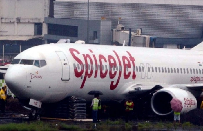 SpiceJet flight from Mumbai to Ahmedabad delayed by 8 hours passengers protest
