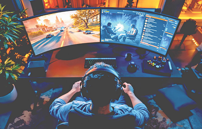 ઇન્ટરનેટ ગેમિંગ-નિર્દોષ મસ્તી કે ભયાનક વ્યસન? ઇન્ટરનેટ ગેમિંગ-નિર્દોષ મસ્તી કે ભયાનક વ્યસન?