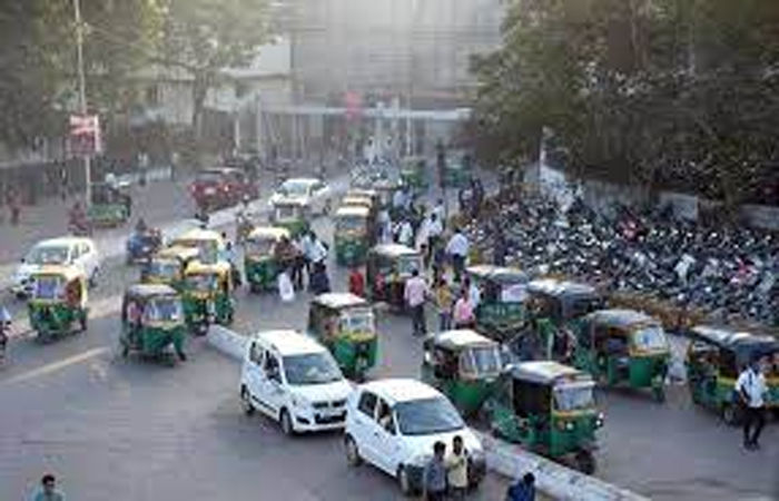 વડોદરામાં વીઆઈપી પસાર થયા બાદ પોલીસ, ટ્રાફિક બ્રિગેડ અદ્રશ્ય થતા ટ્રાફિકજામની સમસ્યા 1 - image