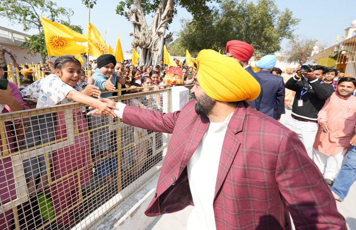 પંજાબના મુખ્યમંત્રી ભગવંત માનની અચાનક તબિયત બગડી, એરલિફ્ટ કરીને મોહાલી લઈ જવાયા 1 - image