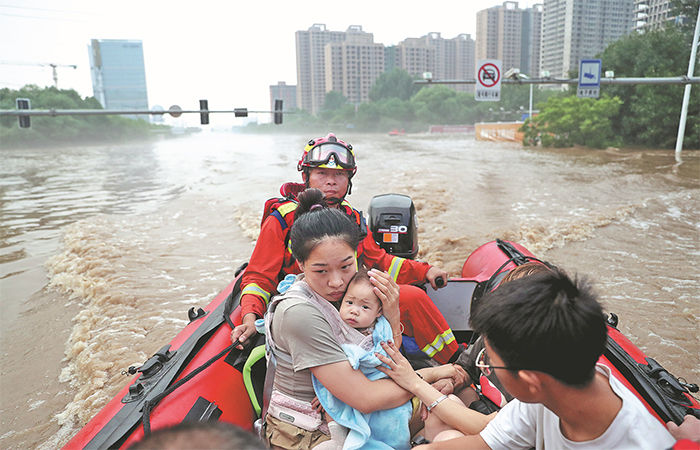 ચીનમાં ઘોડાપૂર : 10ના મોત 33 લાપત્તા શીએ તત્કાળ રાહત ટુકડીઓ રવાના કરાવી 1 - image