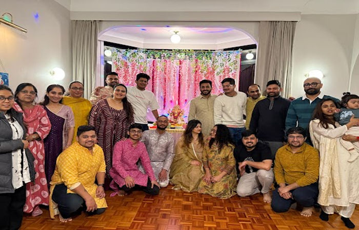 ગણેશ મંડપમાં બોલાતું 'ઈસ્ટ ઓર વેસ્ટ ગણપતિ ઈઝ બેસ્ટ'નું સૂત્ર સાર્થક થયું  : ઓસ્ટ્રેલિયા, ન્યુઝીલેન્ડ, કેનેડા સહિત અનેક દેશોમાં ગણેશોત્સવ ઉજવતા ભારતીયો 4 - image