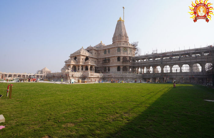 અયોધ્યા રામ મંદિર પર લહેરાશે અમદાવાદમાં તૈયાર થયેલો 22 ફૂટ લાંબો 'ધર્મ ધ્વજ', ધ્વજારોહણ માટે સેનાની મદદ લેવાશે 2 - image