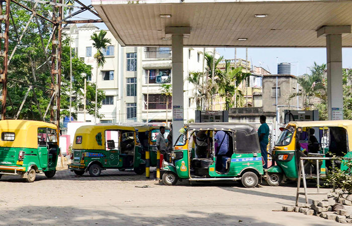 મોંઘવારીનો ડામ : દિલ્હીમાં 3 દિવસમાં બીજી વખત CNGના ભાવ વધ્યાં, પ્રતિ કિલોએ 1 રૂ.નો વધારો 1 - image