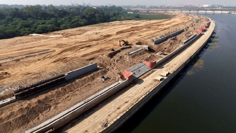 સાબરમતી રિવરફ્રન્ટ ફેઝ-ટુ: શાહીબાગ ડફનાળાથી ઇન્દિરા બ્રિજ સુધીના બંને રોડ જાન્યુઆરી સુધીમાં બની જશે 2 - image