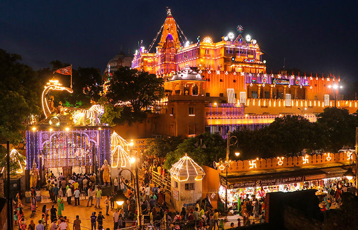 અયોધ્યા બાદ હવે દેશભરમાં કૃષ્ણ જન્મભૂમિનો મુદ્દો ગરમાય તેવી શક્યતા, કઈ વાતથી મળ્યા સંકેત! 1 - image