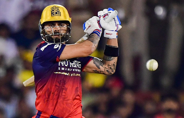 KKR vs RCB: વિરાટ કોહલીએ રચ્યો ઈતિહાસ, રોહિત-ધોની પણ થયા પાછળ, રેકોર્ડબુક હચમચાવી 1 - image