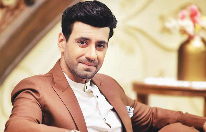 કરણવીર શર્મા : દેખાવે પંજાબી લાગે, પણ છે પુરો મુંબઇગરો! 1 - image