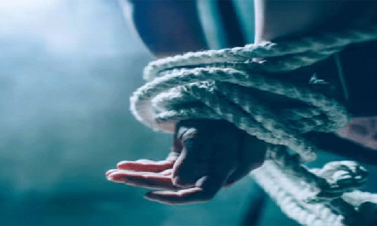 આઠ-દસ શખ્સો વિરૂધ્ધ પોલીસ ફરિયાદ દાખલ, બે ઈસમોની ધરપકડ 1 - image