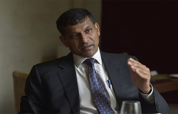 'કંઈક તો ગરબડ છે...', GDP ગ્રોથના આંકડાઓ પર પૂર્વ RBI ગવર્નર રઘુરામ રાજને ઊઠાવ્યા સવાલ 1 - image