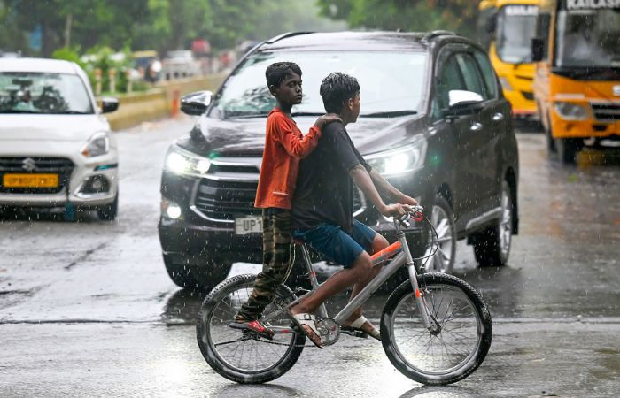 Rain wreaks havoc in Gujarat with 18 deaths orange alert for 12 districts