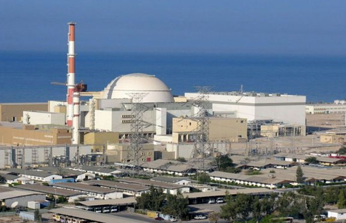 ઈરાનના ન્યુક્લિયર પ્લાન્ટ નજીક હુમલાથી ફફડાટ! રશિયાના એન્જિનિયરોએ ભાગવું પડ્યું, IAEAની પણ ચેતવણી 1 - image