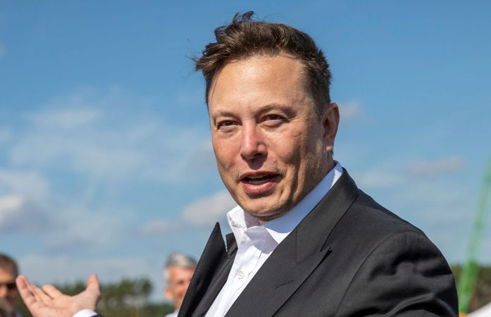 મોબાઈલ યુઝર્સ માટે ગુડ ન્યૂઝ! ટાવર નેટવર્ક વગર મળશે ફોન સર્વિસ, મસ્કનો પ્લાન શરૂ! 1 - image