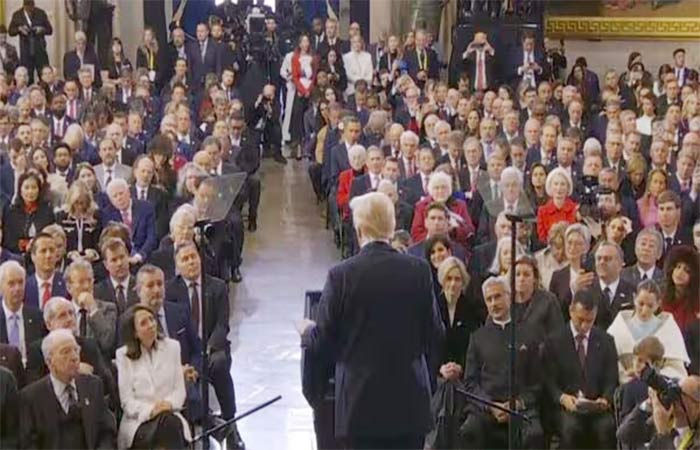 ટ્રમ્પનો શપથવિધિ : મોદીના પ્રતિનિધિ એસ. જયશંકરને પ્રથમ હારોળમાં એઝલ પાસે જમણી બાજુએ સીટ અપાઈ 1 - image