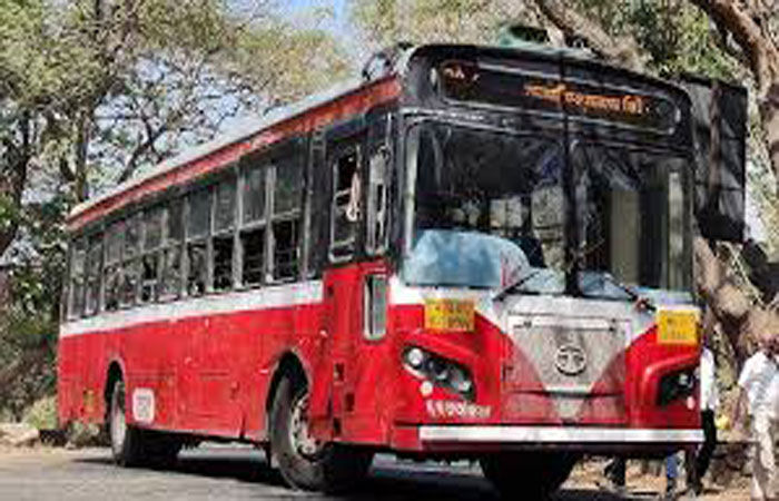 યુનિ.ના કાલિના કેમ્પસમાં આંદોલનને કારણે 318 નંબરની બેસ્ટ બસને નો એન્ટ્રી 1 - image