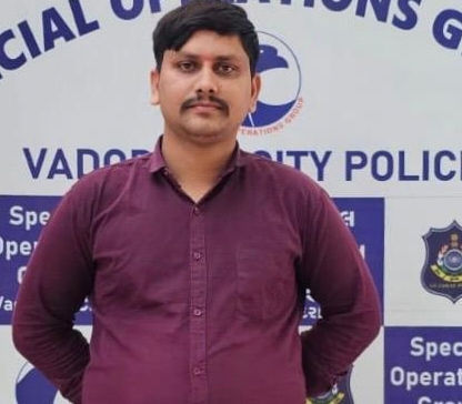 દિલ્હીના બ્લાસ્ટને પગલે હોટલોમાં પણ ચેકિંગ,પ્રવાસીની વિગતો નહિ રાખનાર હોટલ સંચાલકની ધરપકડ 1 - image