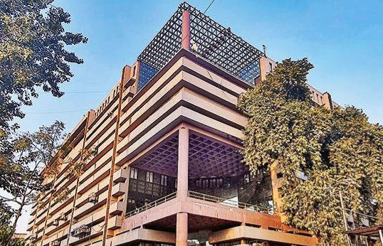 Two engineers suspended by AMC for approving high numbers of hoardings