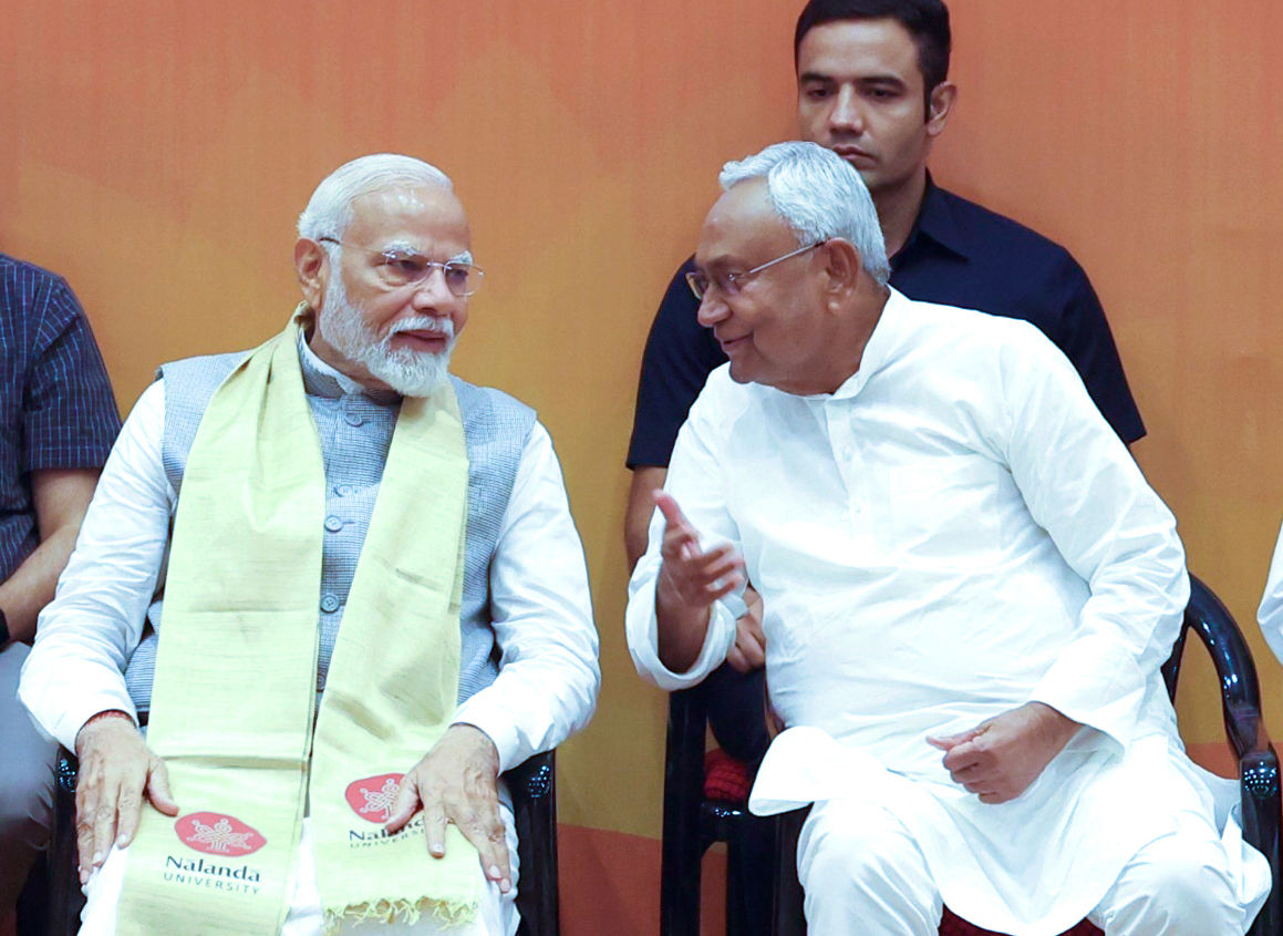 બજેટમાં બિહાર માટે ઢગલાબંધ જાહેરાતો પાછળ ભાજપનો મોટો દાવ? નીતિશની વિદાય નિશ્ચિત! 2 - image