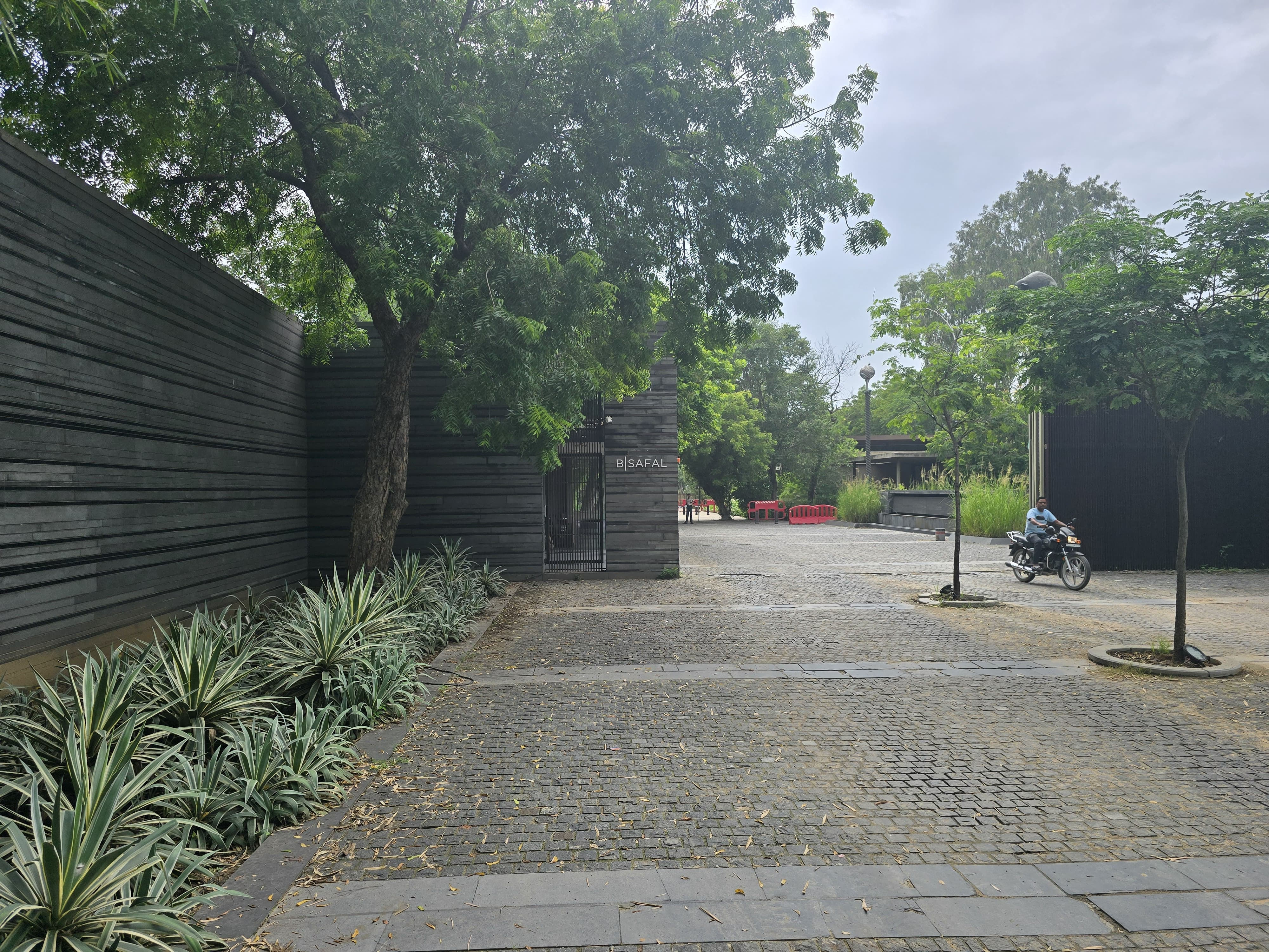 Sanand resort liquor party under narcotics lens: Blood, hookah samples sent for forensic test