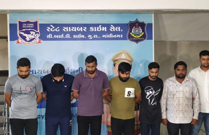 200 કરોડના સાયબર ફ્રોડના આંતરરાષ્ટ્રીય રેકેટનો પર્દાફાશ, 386 વખત છેતરપિંડી કરી હતી 1 - image