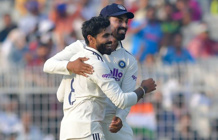 કોલકાતા ટેસ્ટ: રવીન્દ્ર જાડેજા સામે આફ્રિકન બેટર્સ ઘૂંટણીયે, બીજી ઈનિંગમાં ટીમ ઈન્ડિયાનું કમબેક 2 - image