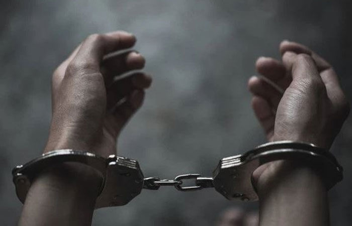 અમદાવાદ રામોલ પોલીસ સ્ટેશનમાં નોંધાયેલા છેતરપિંડીના ગુનામાં 10 માસથી નાસતા ફરતા બે આરોપી ઝબ્બે 1 - image