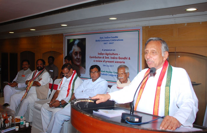 'સર્જિકલ સ્ટ્રાઈકની હિંમત છે વાતચીતની નહીં..', પાકિસ્તાન મુદ્દે દિગ્ગજ નેતાએ મોદી સરકારને ઘેરી 1 - image