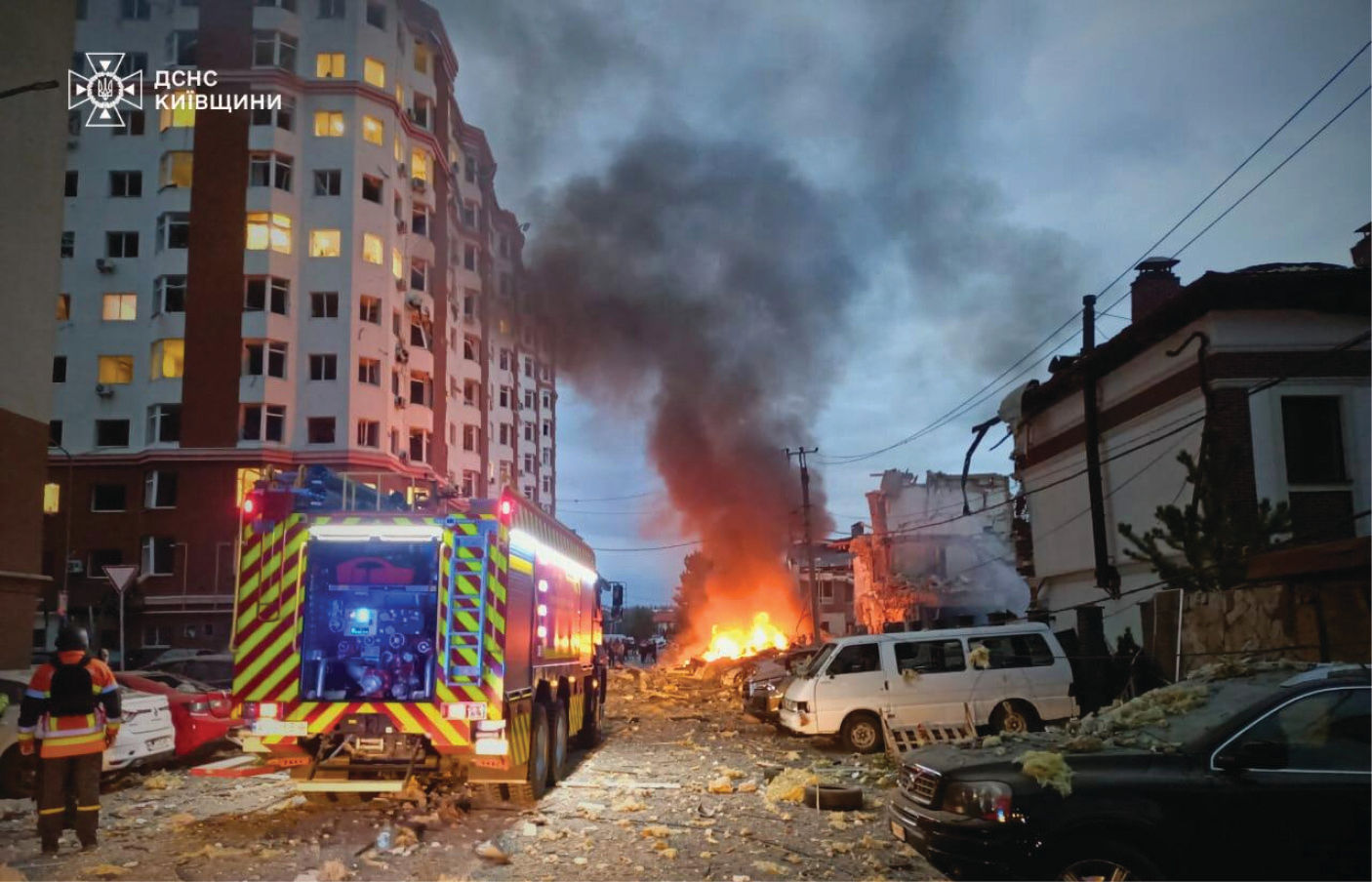 PHOTO : રશિયાએ યુક્રેન પર 595 ડ્રોન, 48 મિસાઈલો ઝિંકી, અનેક બિલ્ડિંગોને નુકસાન, પોલેન્ડ એલર્ટ 3 - image