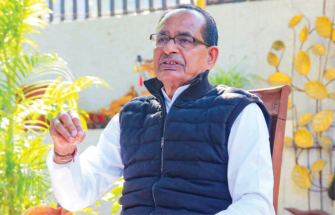 AI સમિટમાં કોંગ્રેસ કાર્યકર્તાઓએ દેખાવો કરતા ભાજપ ભડક્યું, રાહુલ-સોનિયા-પ્રિયંકા પર કર્યા આકરા પ્રહાર 8 - image