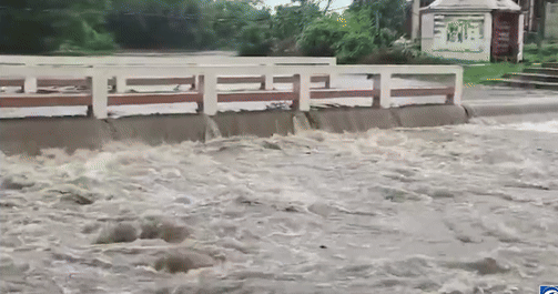 heavy rain in Gir Somnath Sarsvati River 