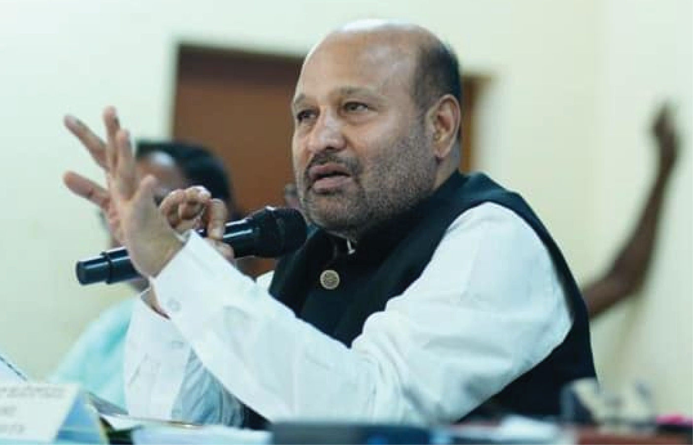 કોંગ્રેસમાં ફરી CMની ખુરશી માટે ખેંચતાણ! 30 ધારાસભ્યો ડિનર માટે ભેગા થતાં અટકળો તેજ 4 - image