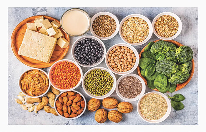 પ્રોટીનનો મોટો જથ્થો શરીરમાં ચોખા, ઘઉં, મેંદા, સોજીના માધ્યમથી જાય છે. ખોરાકના આ ટ્રેન્ડથી પોષણની ગુણવત્તા પર ગંભીર અસર થઈ રહી છે... 1 - image